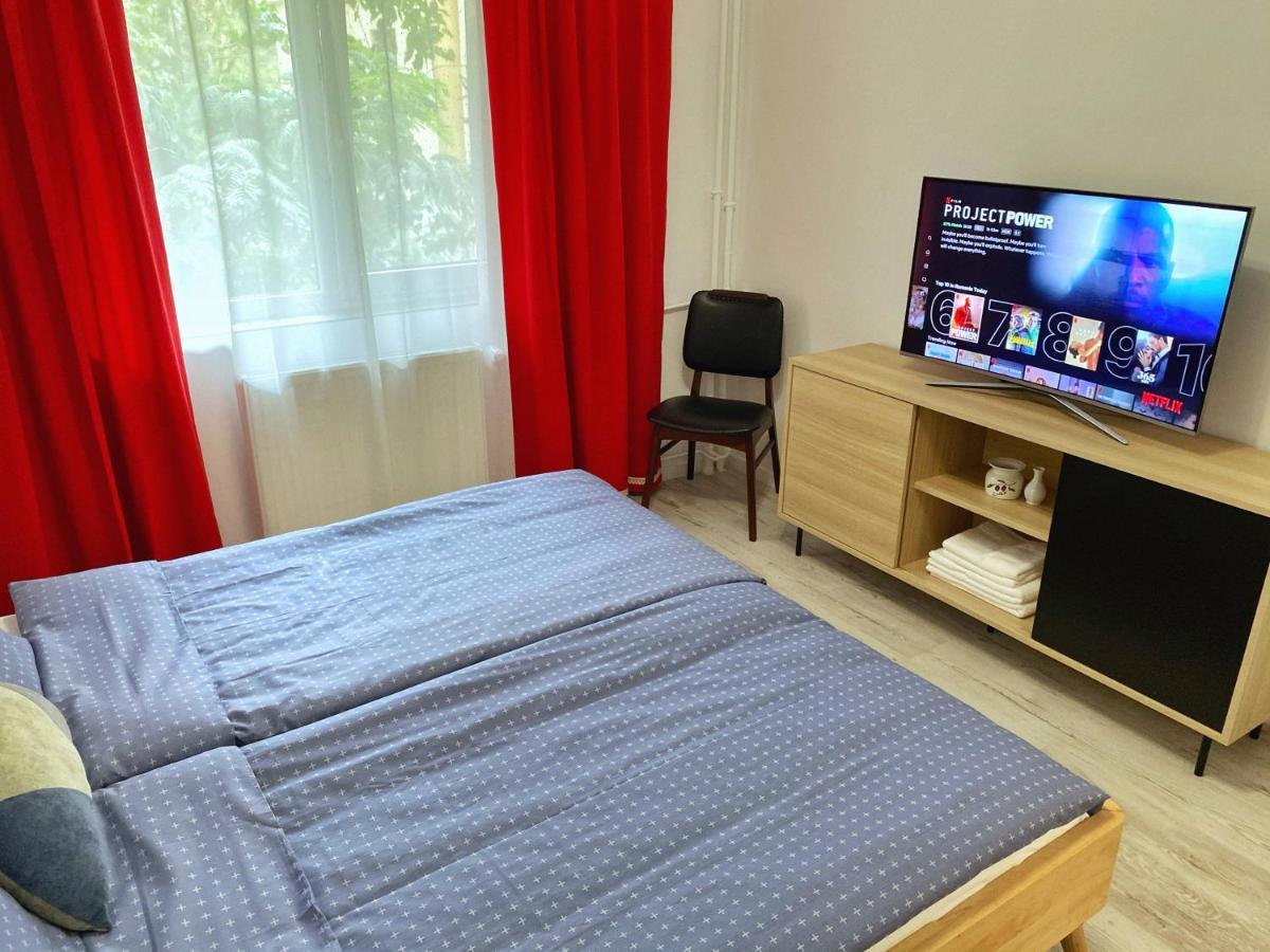 Highland Home - Cozy Apartments Near City Center Oradea Eksteriør billede